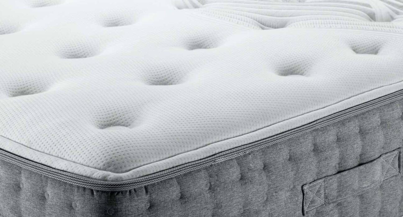 Mattress Edge Support Explained: Why It Matters for Couples