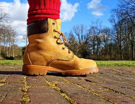 Lightweight Hiking Boots with Waterproof Technology: Comfort and Protection