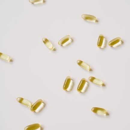 How to Choose Clean-Label Supplements: Transparency and Certifications Explained