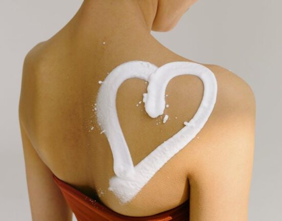 Collagen with Hyaluronic Acid: Best Combinations for Skin Hydration