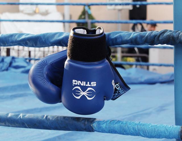 Exploring the Technology Behind Smart Boxing gloves