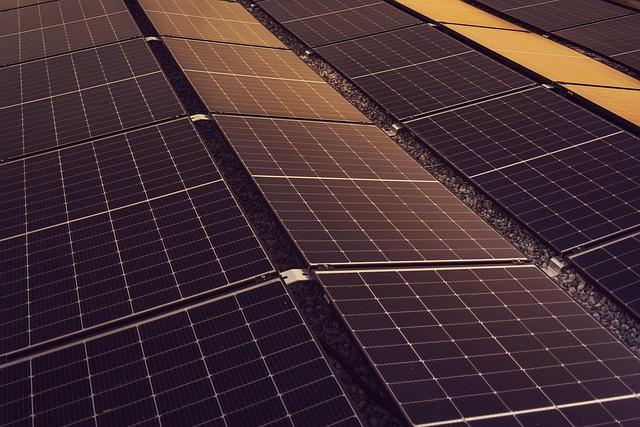 Maximizing Efficiency: How ‍to Choose the Right⁤ Solar Garden Lights